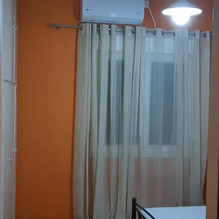 Livia'S Room To Ampelokipi Metro Airport Line 雅典 Exterior photo